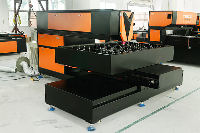 डाई लेजर कटिंग मशीन 800W डाई कटिंग डाई मेकिंग के लिए 